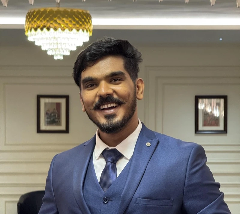 hitesh-shetty-headshot.webp