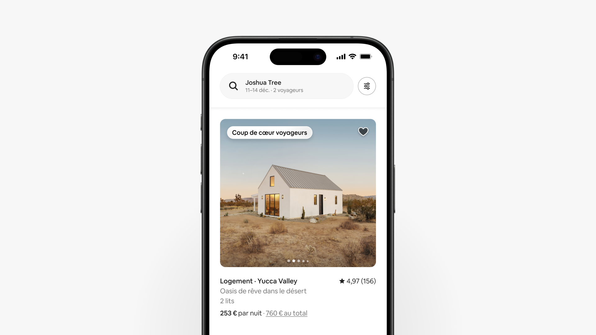 Une recherche pour un séjour de trois nuits pour deux voyageurs à Joshua Tree, en Californie, affiche une annonce portant la mention Coup de cœur voyageurs.