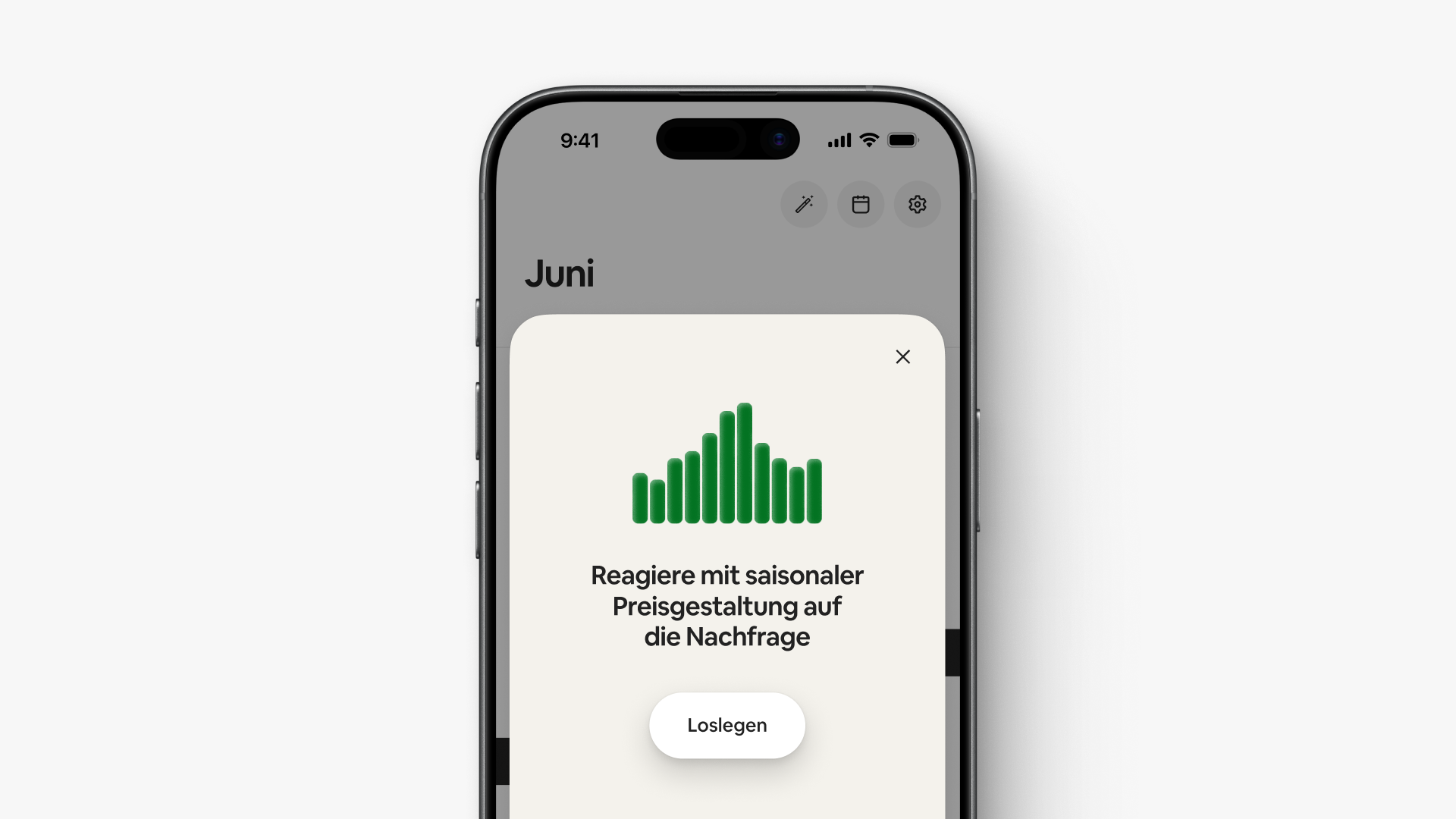 Ein Bildschirm in der App zeigt ein Balkendiagramm mit Monatspreisen und die Worte „Reagiere mit saisonaler Preisgestaltung auf die Nachfrage“.