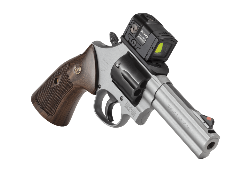 SPEC SERIES R MODEL 686 PLUS NO LOCK | Smith & Wesson