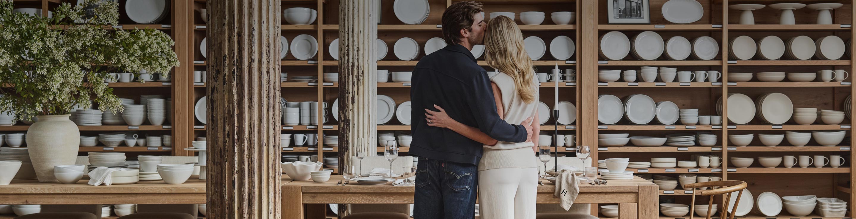Crate & Barrel Gracias