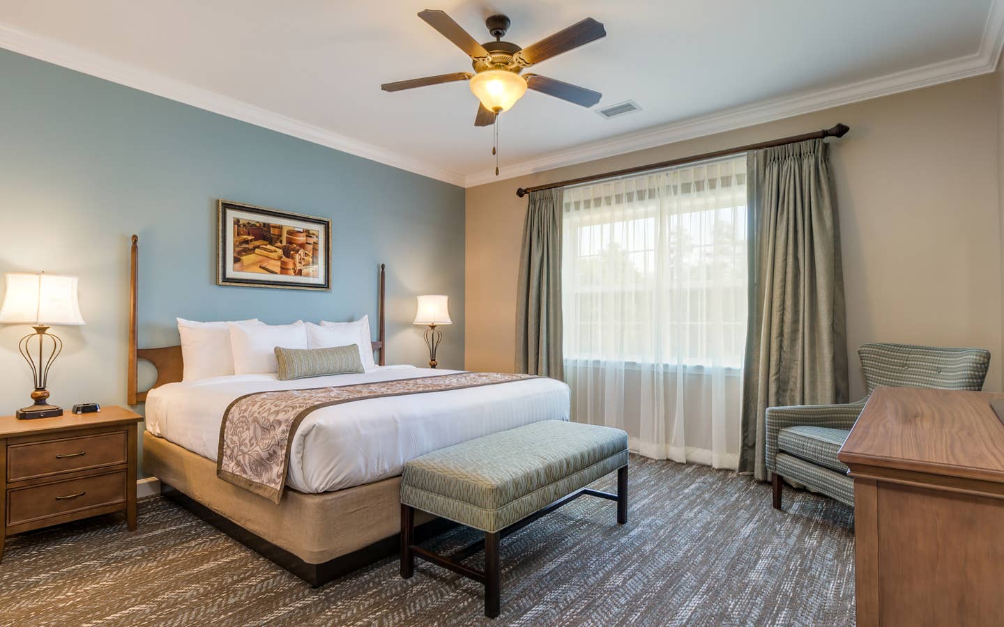 Bedroom in a three-bedroom villa at Williamsburg Resort