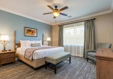 Bedroom in a three-bedroom villa at Williamsburg Resort