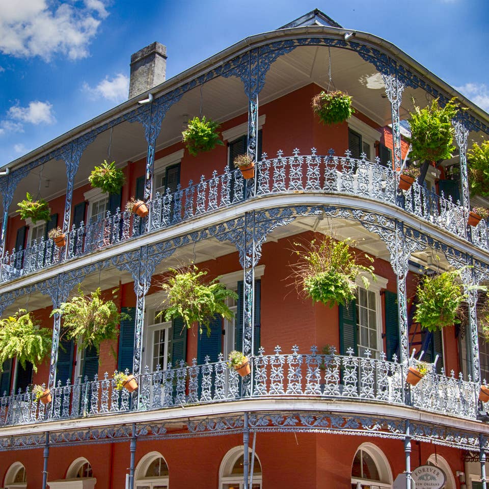 Buildings on Bourbon Street near New Orleans Resort.