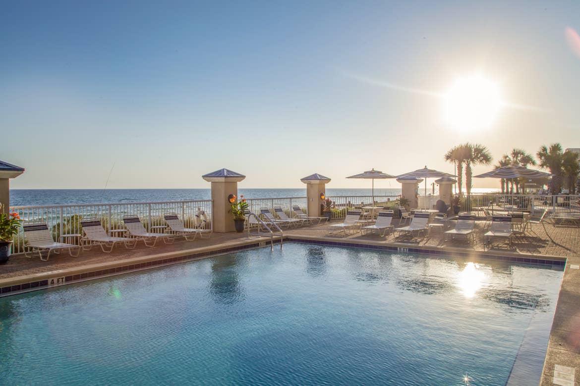 NEW_PCB_amenities_pool_006