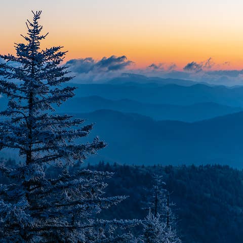 Outdoor pool at Smoky Mountain Resort in Gatlinburg, TN.