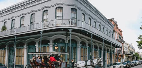 Buildings on Bourbon Street near New Orleans Resort.