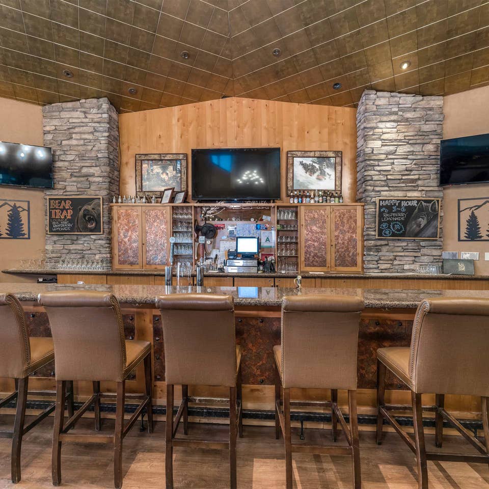 Clubhouse bar at Tahoe Ridge Resort
