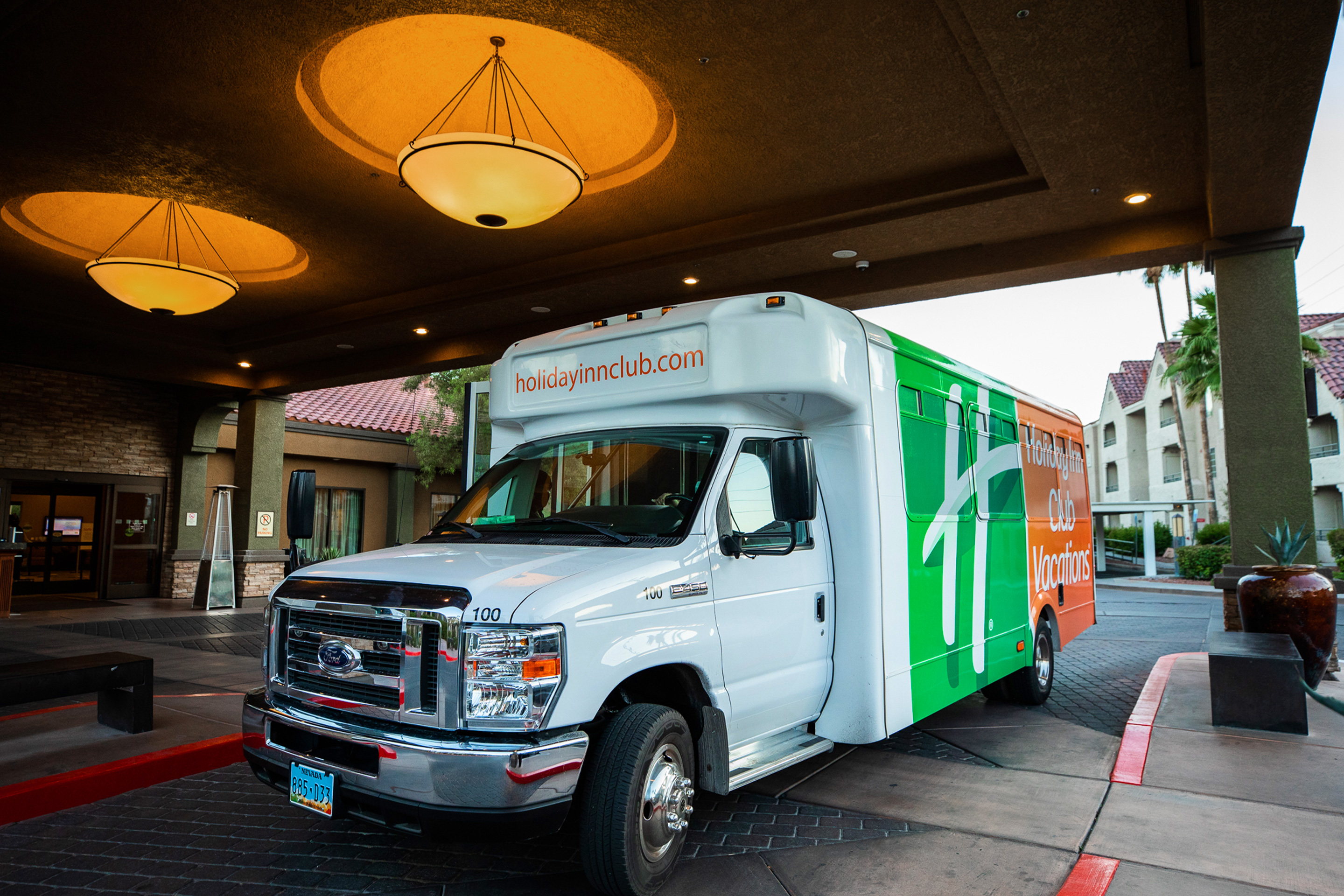 12 Iconic Things You Can (& Should) Do in Vegas Right Now