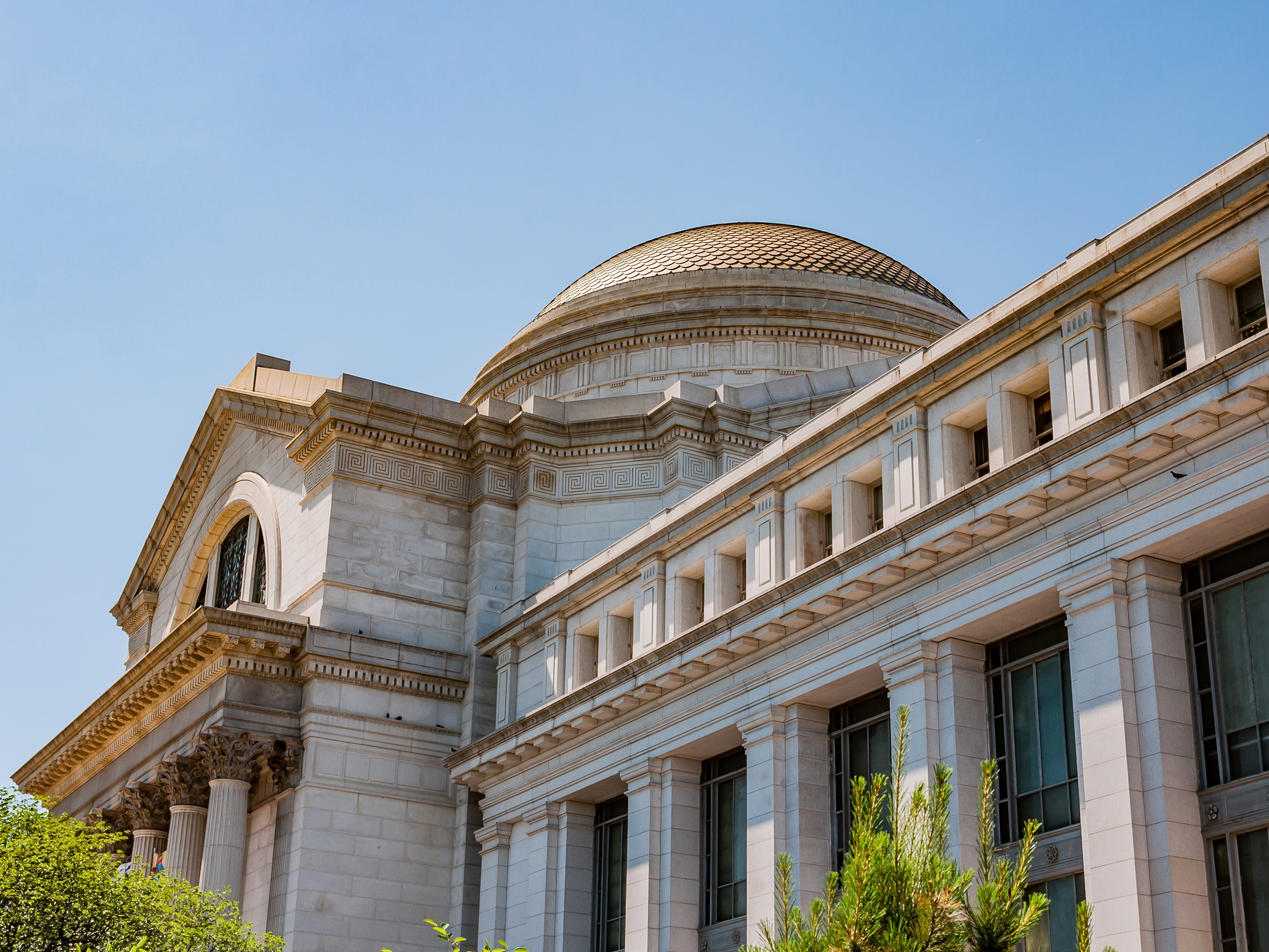 Exterior of the National Museum of Natural History with its domed roof in Washington, D.C. 