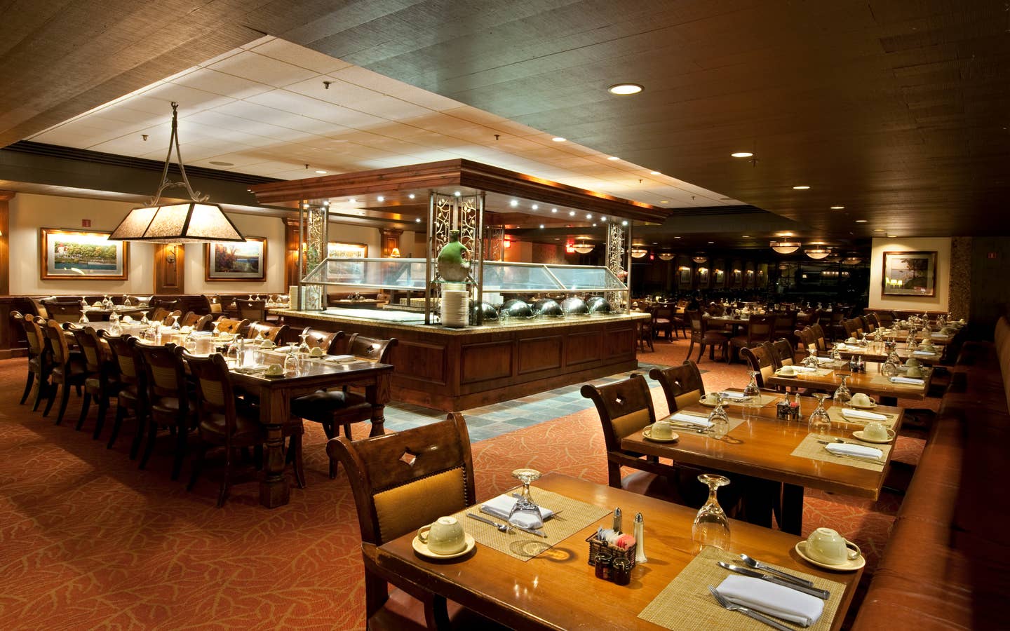 Indoor restaurant seating at Lake Geneva Resort in Wisconsin.
