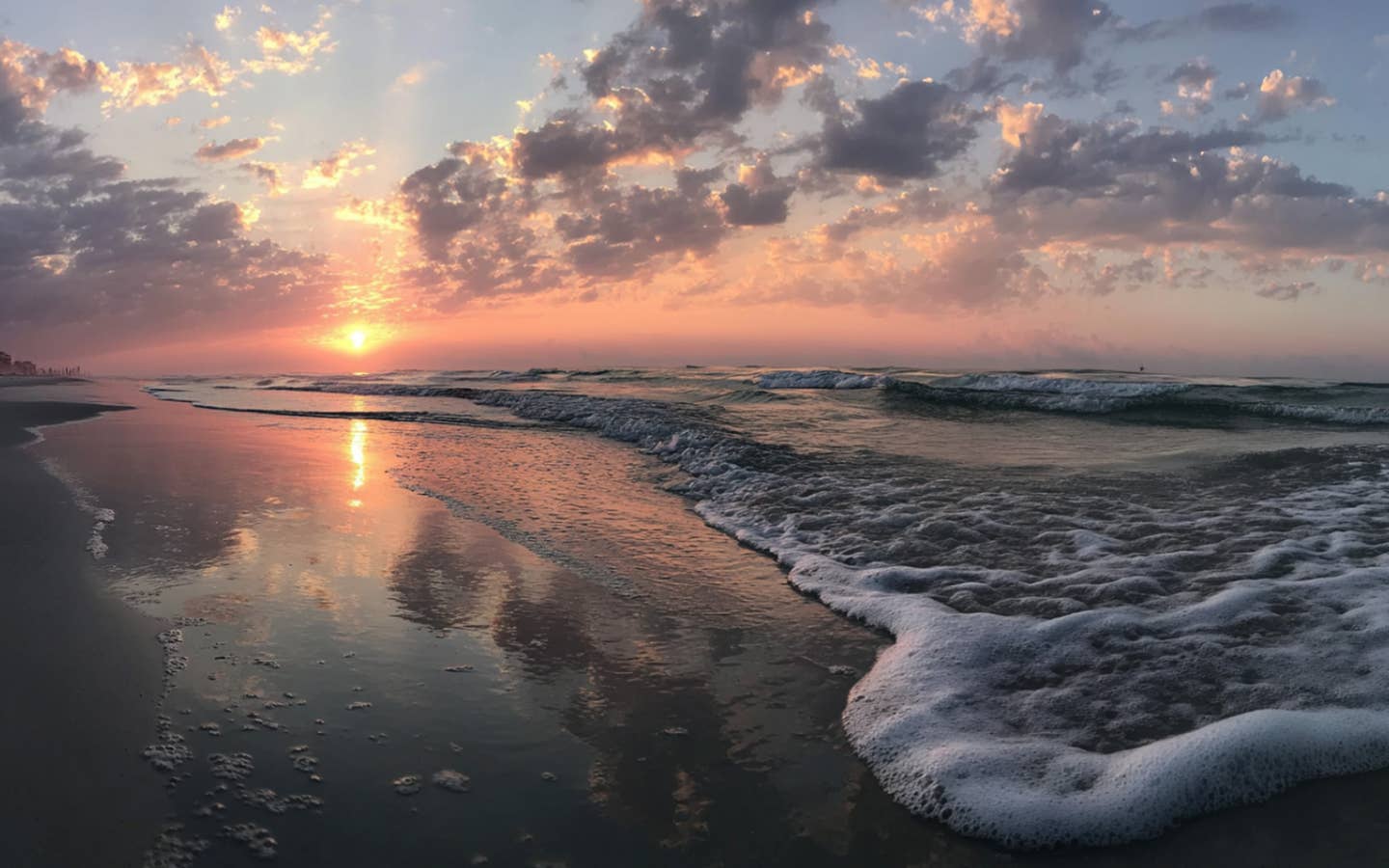Pink Sunset over the ocean