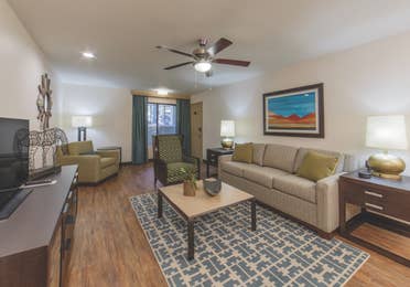 Scottsdale Resort One-Bedroom Deluxe living room