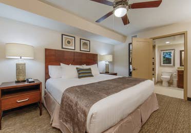 Scottsdale Resort One-Bedroom Deluxe master bedroom