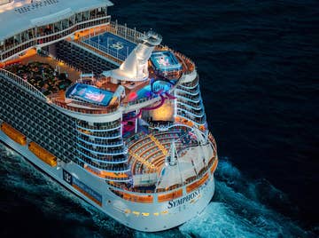 Royal Caribbean Symphony of the Seas® Cruise ship.