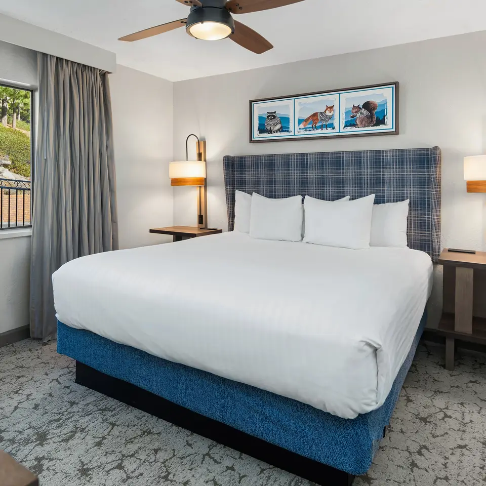 Bedroom in a Crest Pointe villa at Tahoe Ridge Resort