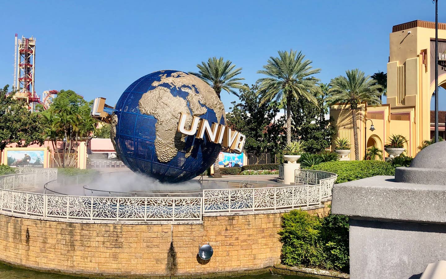Universal Studio park entrance featuring the Universal Globe (left).