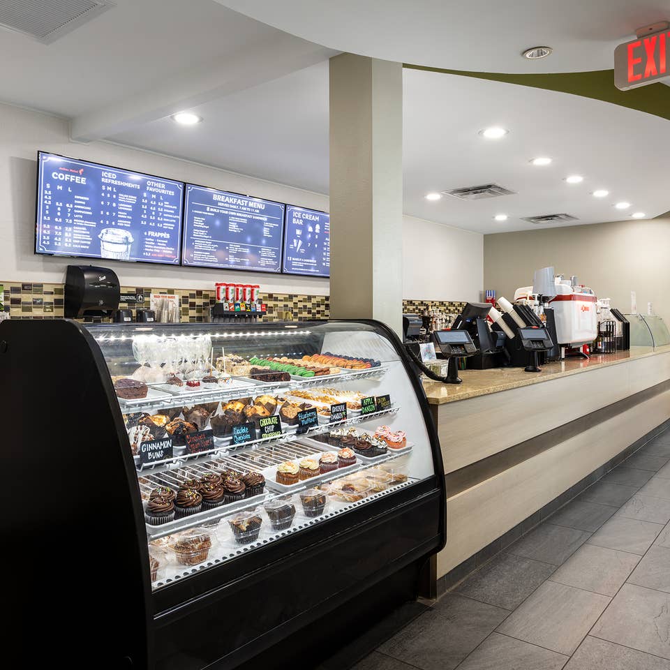 Mom and child visiting the Cafe at Orange Lake Resort near Orlando, Florida