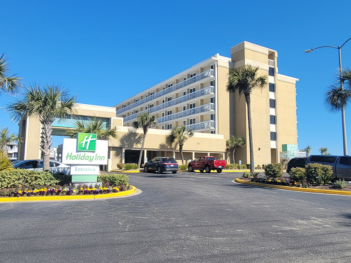 Holiday Inn Oceanfront at Surfside Beach