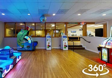 Virtual tour of Oak n' Spruce Resort in South Lee, Massachusetts.