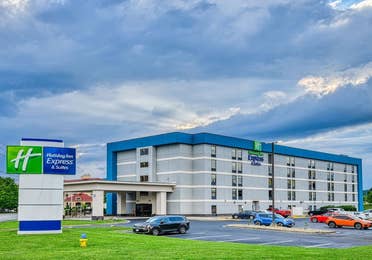 Holiday Inn Express & Suites Pigeon Forge/Near Dollywood