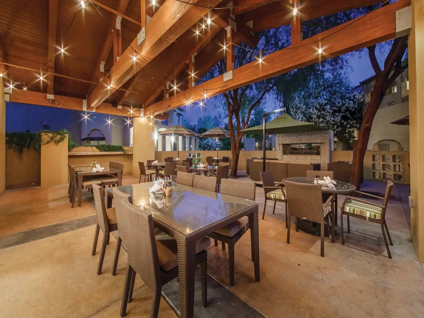 Holiday Inn Club Vacations Scottsdale AZ resort dining outdoors