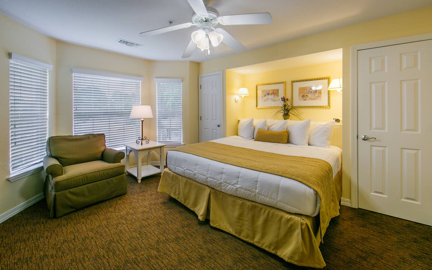 Master bedroom in a villa at Orlando Breeze Resort.