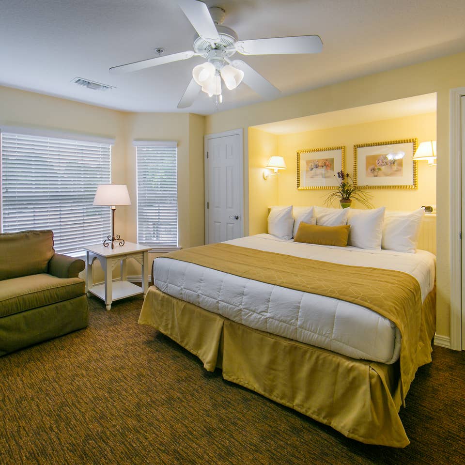 Master bedroom in a villa at Orlando Breeze Resort.