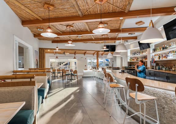 Bar seating at Cape Grill and Bar at Cape Canaveral Resort