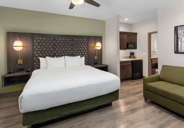 Bedroom in a Ridge Pointe villa at Tahoe Ridge Resort