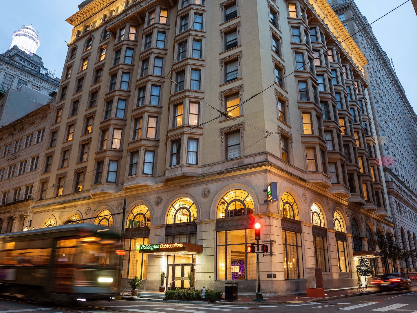 Ski snow-capped mountains in Tahoe