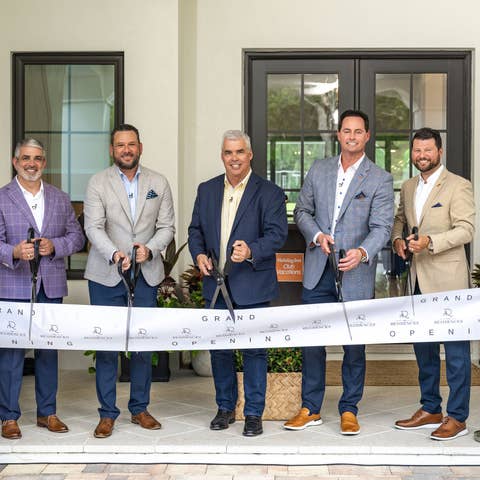 From L to R: Jason Gamel, President & CEO of the American Resort Development Association (ARDA); Jorge Reyes, Regional Vice President of Operations; John Staten, President & CEO of Holiday Inn Club Vacations; Mike Campbell, Holiday Inn Club Vacations Vice President of Sales; and Robert Agrusa, President/CEO, Central Florida Hotel and Lodging Association (CFHLA).