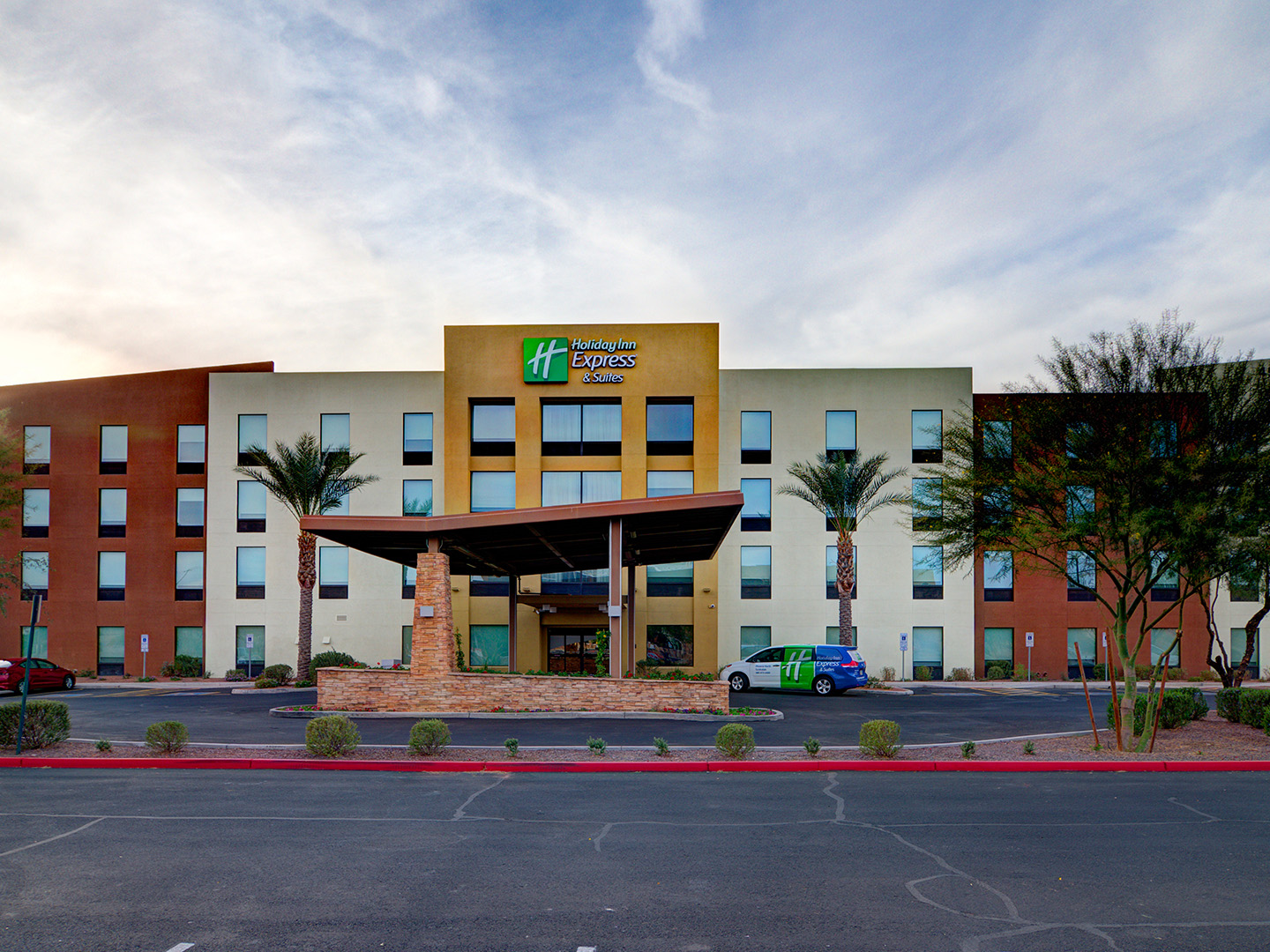 Holiday Inn Express & Suites Phoenix North - Scottsdale