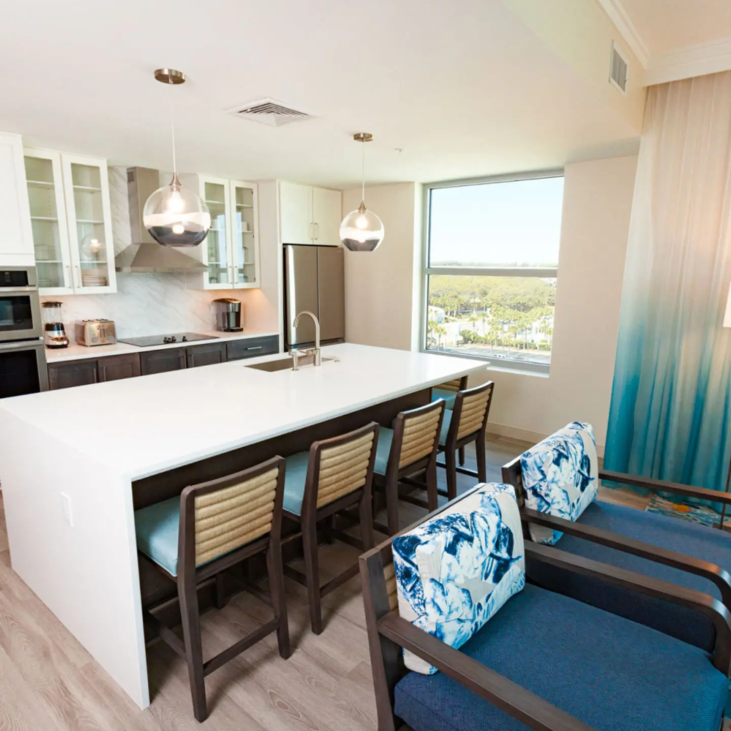 🏨 Hotels with Kitchens | Find the Right Hotel for a Convenient Stay