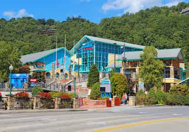 Exterior view of the Ripley's Aquarium in Gatlinburg, TN