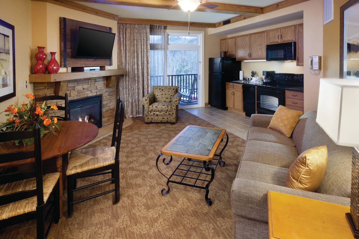 One Bedroom Villa - Smoky Mountain Resort