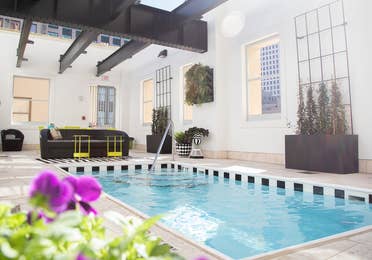 Rooftop dipping pool at New Orleans Resort in Louisiana.