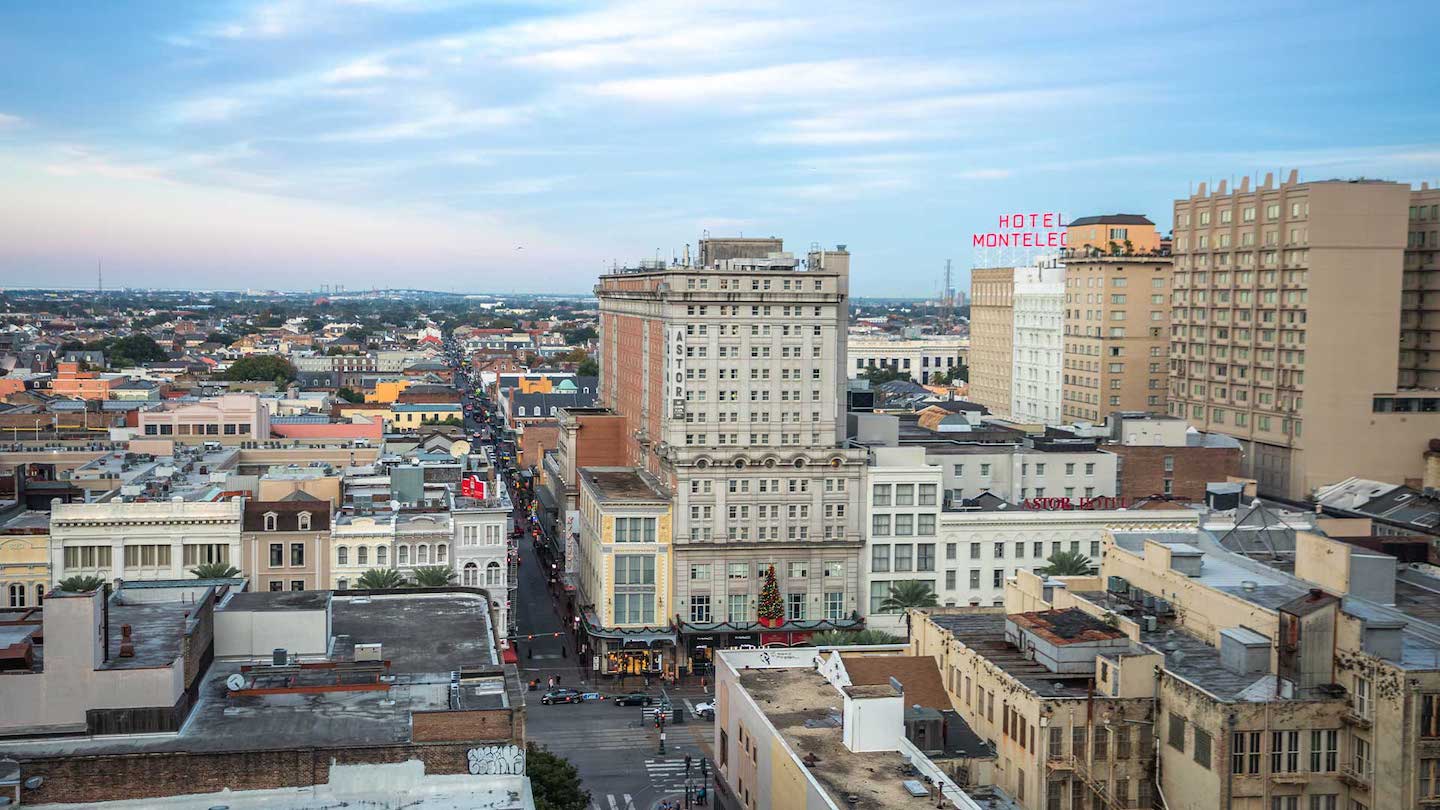 New Orleans skyline in the daytime.