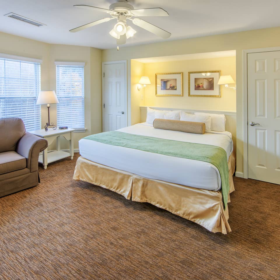 Master Bedroom in a villa at Oak n' Spruce Resort in South Lee, Massachusetts