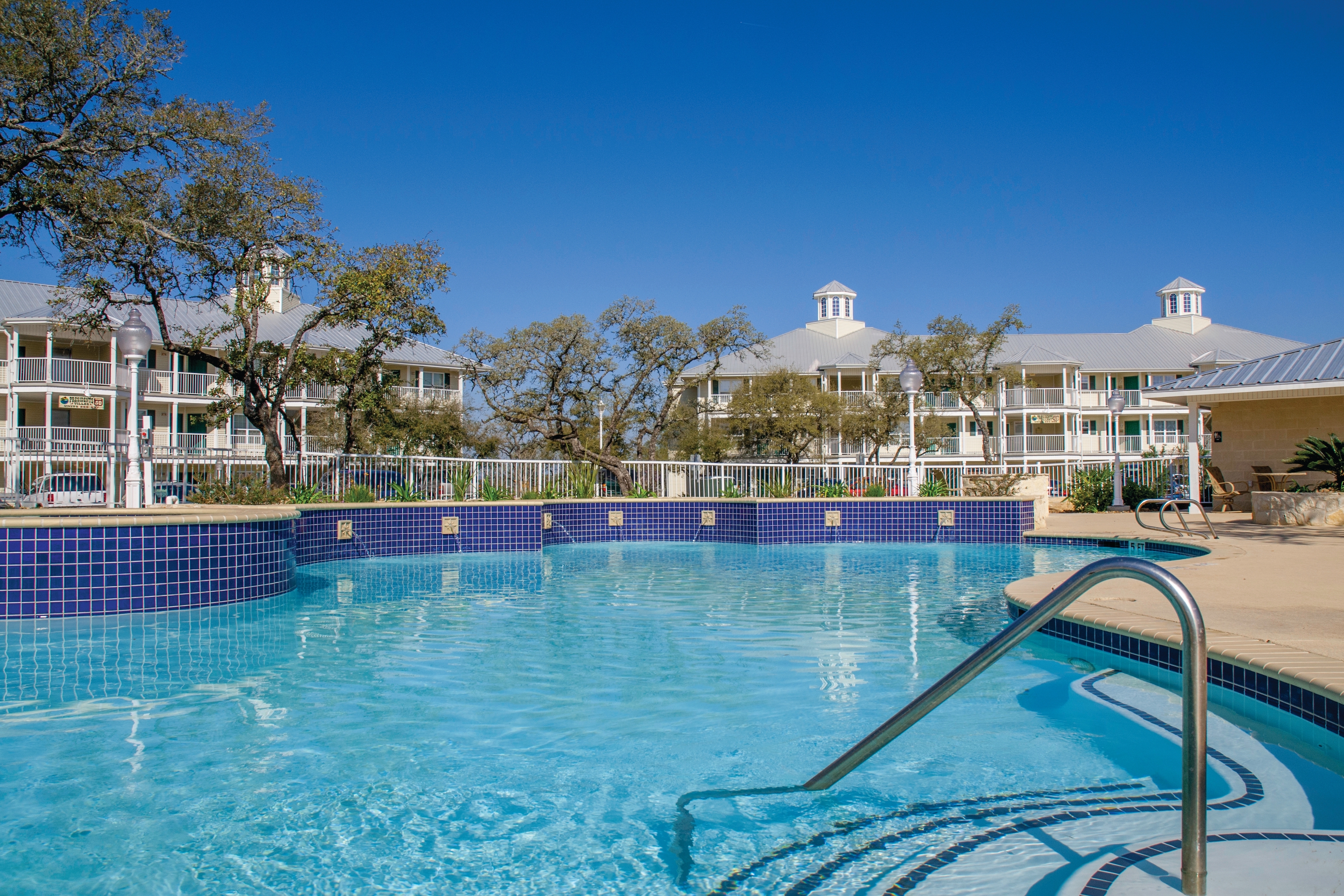 Outdoor pool at Hill Country Resort
