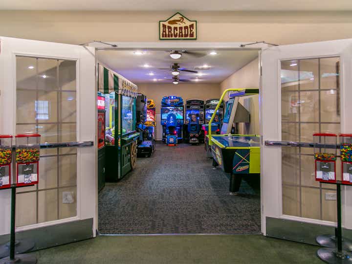Arcade at Fox River Resort in Sheridan, Illinois.