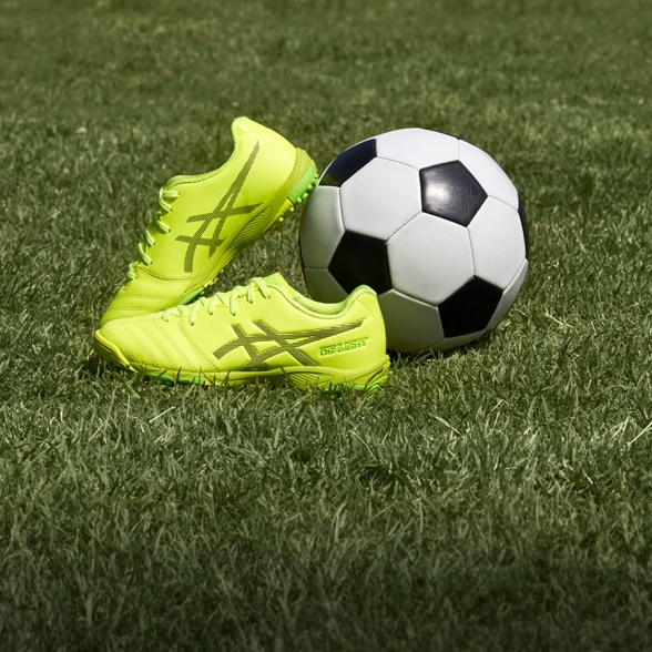 ASICS Soccer Shoes & Gear