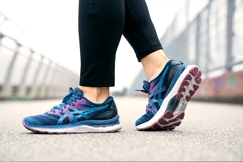 GEL-NIMBUS Shoe