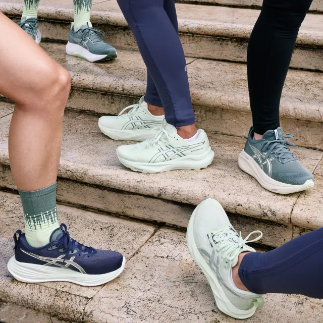 Running Shoes