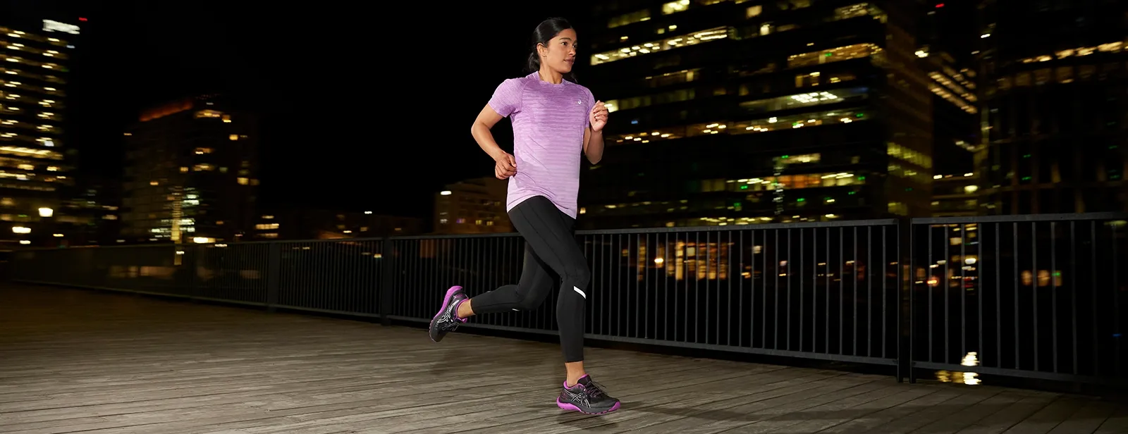 women running in the city