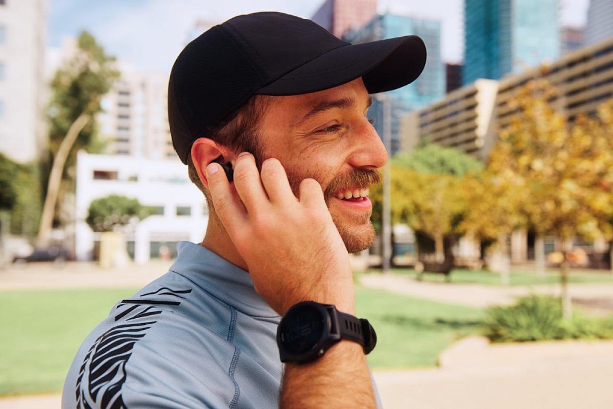 Asics headphones shop