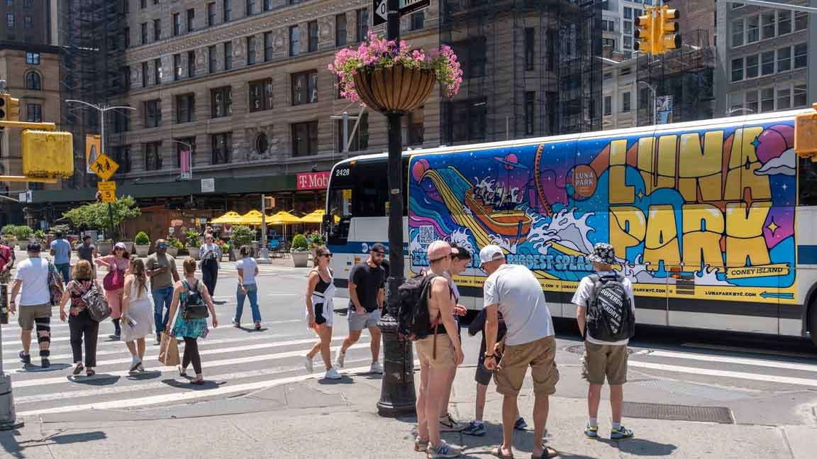 digital out of home advertising in new york city for space invaders