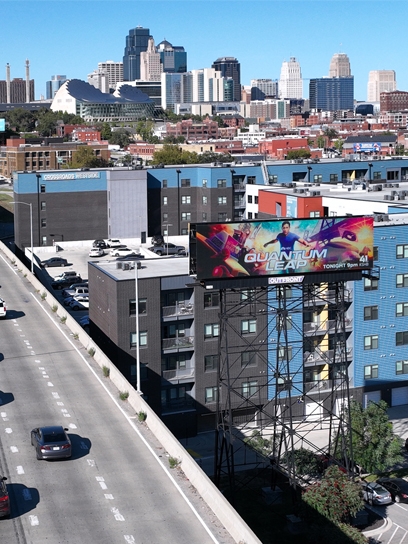 out of home digital billboard advertising in kansas city