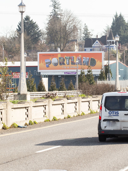 out of home billboard highway advertising in portland oregon