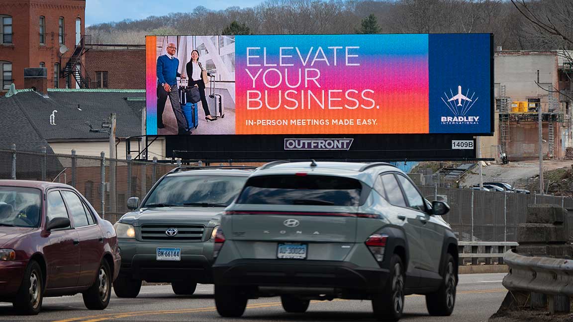 Bradley International Airport Connecticut Billboard – Programmatic Digital Out of Home